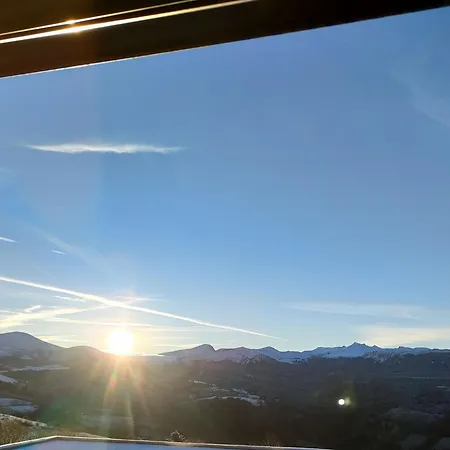 Grand Vue Magnifique Apartment