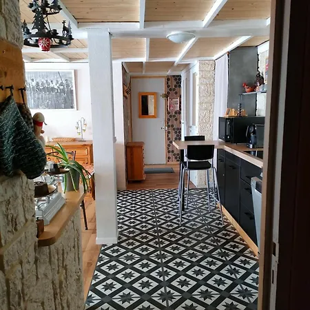 Grand Vue Magnifique Apartment *